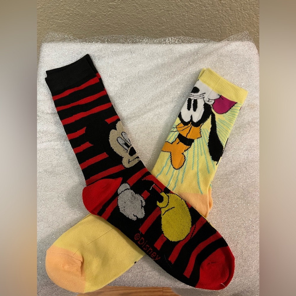 Mickey & Goofy socks